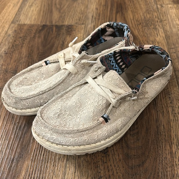 Hey Dude Shoes - Hey Dude Wendy Boho Aztec Pink Women's Size 7